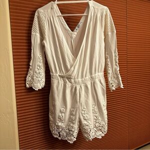 Heartloom White Romper Size M